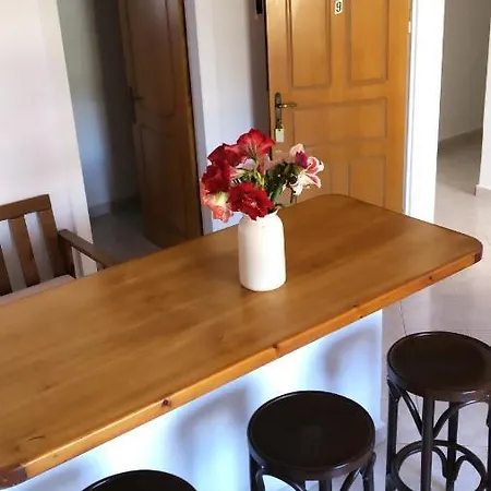 Bianca Triple Balcony Lejlighed *
